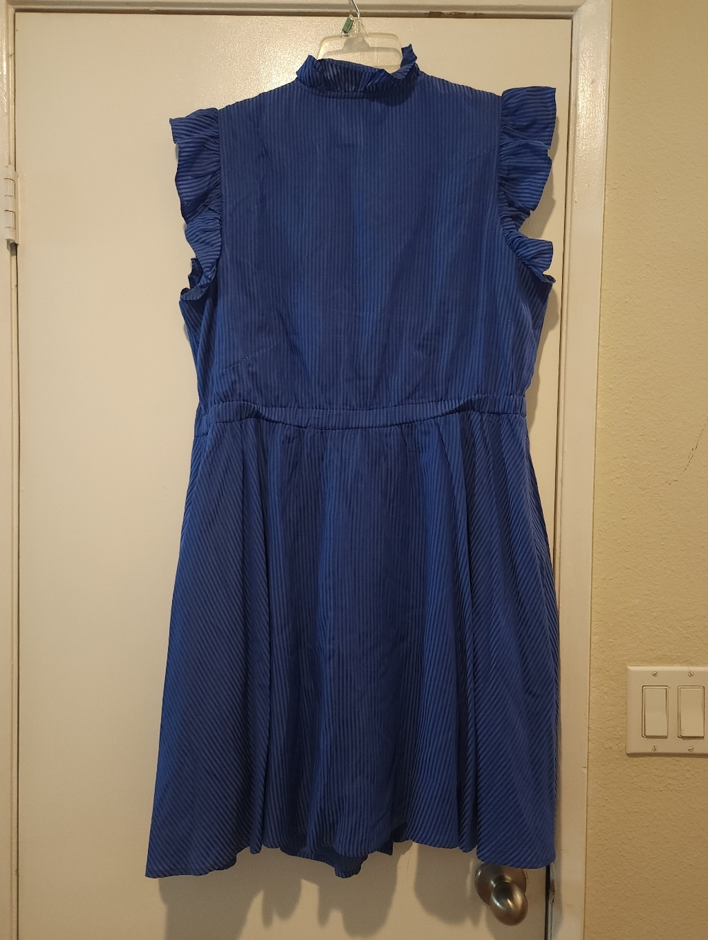 Blue Ruffle Sleeve Button-Front Midi Dress - Picture 2 of 5